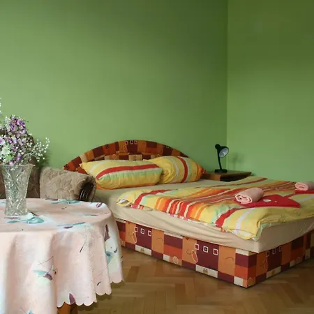 No. 15 I.p. Pavlova 34 Apartment *